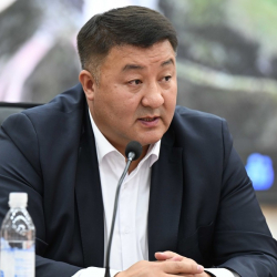 Өзбекстан Кыргызстанга күйүүчү-майлоочу май сатууга макул болду