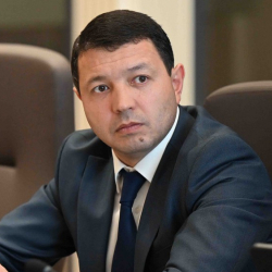 Блогеров с аудиторией более 50 тысяч хотят обязать регистрироваться в Минюсте КР