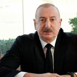 Илхам Алиев Россияга Украина боюнча азуу көрсөткөн позициясын билдирди