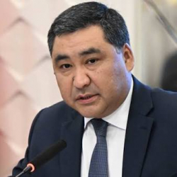 Кытай–Кыргызстан–Өзбекстан темир жолуна алынган каражат мамлекеттик карызга кирбейт — Амангелдиев