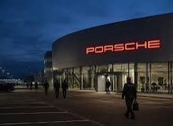 Porsche дагы 5 миң жумуш ордун кыскартат