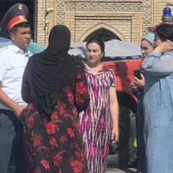 В Таджикистане проводят рейды против хиджаба
