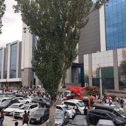 Сообщение об угрозе взрыва в ЦУМе не подтвердилось