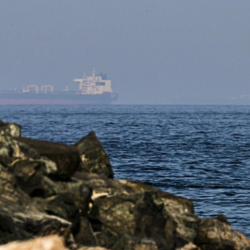 Иран и Оман договорились о создании временного коридора в Ормузском проливе