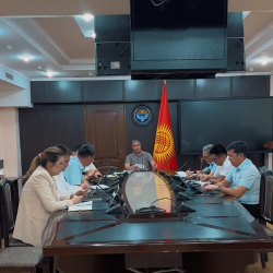 Транспорт министрлигинде күз-кыш мезгилине жана маанилүү иш-чараларга даярдык талкууланды