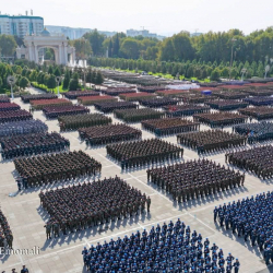 В Душанбе прошел военный парад в честь 35-летия независимости Таджикистана