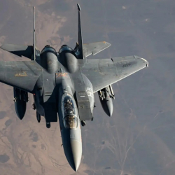 Хуситтер Сауд Арабиясынын F-15 учагын атып түшүргөнүн билдиришти