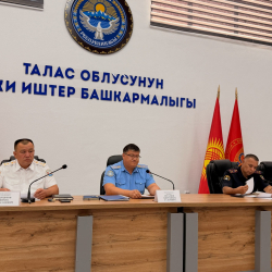 Талас ОИИБде 8 айдын жыйынтыгы боюнча ыкчам кеңешме өттү