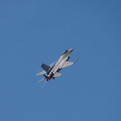 Истребитель F-16 разбился в штате Мичиган