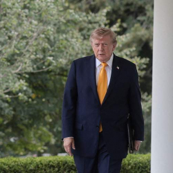 Axios сообщил о требованиях Трампа к Зеленскому прекратить атаки на НПЗ в РФ