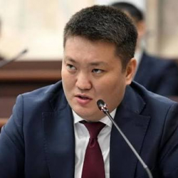 Бишкектин мурдагы вице-мэри Азамат Кадыров кармалганы кабарланды