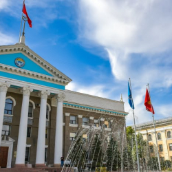 Бишкек мэриясы мурдагы вице-мэрлерге байланыштуу иштер боюнча түшүндүрмө берди