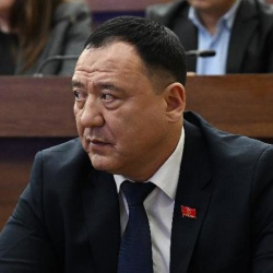 Кооптонткон кош стандарт же депутат Бекмурза Эргешов ак каргабы?