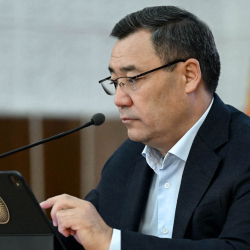 Президент Лейлек району жана Сүлүктү шаарынын өнүгүү долбоорлору менен таанышты