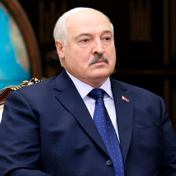 Лукашенко Беларусь эмнеге согушка даярданып жатканын айтты