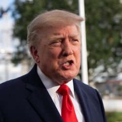 Трамп Иранга каршы эң кубаттуу өзөктүк эмес бомбаны колдонушу мүмкүнбү?