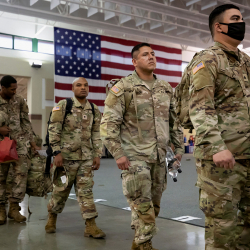 США выводят часть военных с баз на Ближнем Востоке и сокращают дипмиссии в регионе