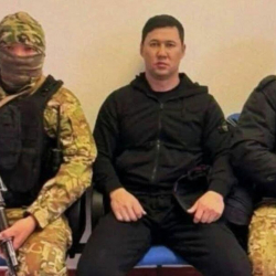 Элдар Жакыпбеков баштаган беш адам камакта калтырылды
