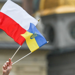 Польша Украинадан көрсөтүлгөн жардамдын бир тыйынына чейин отчет сурап жатат