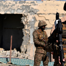 ЖККУ Афганстан менен Пакистандын чек арасындагы кырдаалга көзөмөл жүргүзүүдө