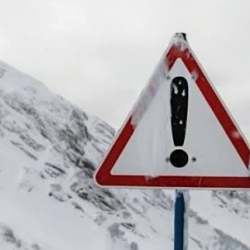 Абайлаңыз, кар көчкү! Кооптуу тилкелердин тизмеси