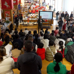 Американские подростки познакомились с древней китайской культурой с помощью передовых технологий