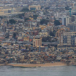 Посольство США в Бейруте призвало граждан покинуть Ливан