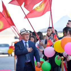 Борбор калаада Спорт күнү: мэр Айбек Джунушалиев сыйлыктарды тапшырды