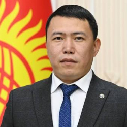 Алагөзов: Кыргызстандык банктын күмөндүү операцияларга тиешеси бар деген айыптоолор негизсиз