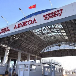«Кант», «Ак-Тилек» жана «Ак-Жол» постторунда күтүүсүз текшерүү жүргүзүлдү