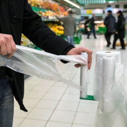 2027-жылдан тарта желим пакеттерге жана бир катар пластикалык буюмдарга тыюу салынат