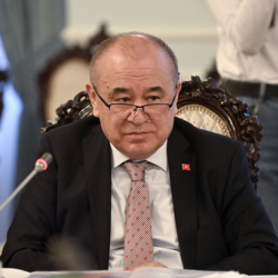 Испытает ли Омурбек Текебаев судьбу на президентских выборах?