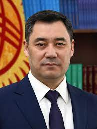 Президент Садыр Жапаров присвоил высшие дипломатические ранги