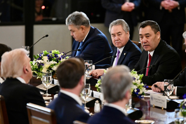 Садыр Жапаровдун 