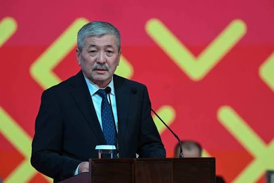 Адылбек Касымалиевдин Эл аралык тоолор күнүнө карата куттуктоосу