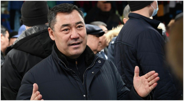 Делегат Зина Бакирова Садыр Жапаровдун мигранттар маселесине маани бербегенин айтты