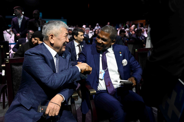 Министрлер Кабинетинин Төрагасы Адылбек Касымалиев Дубайда өтүп жаткан Дүйнөлүк Өкмөттөр Саммитине катышууда