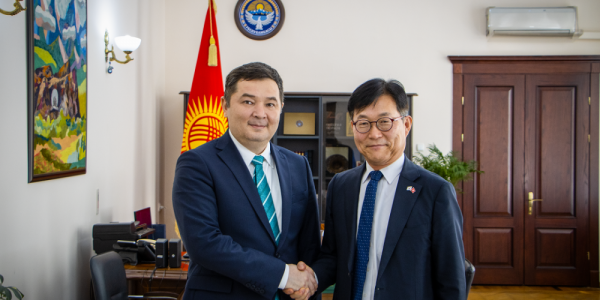 Кыргызстан менен Корея экономикалык кызматташтыктын жаңы багыттарын талкуулашты