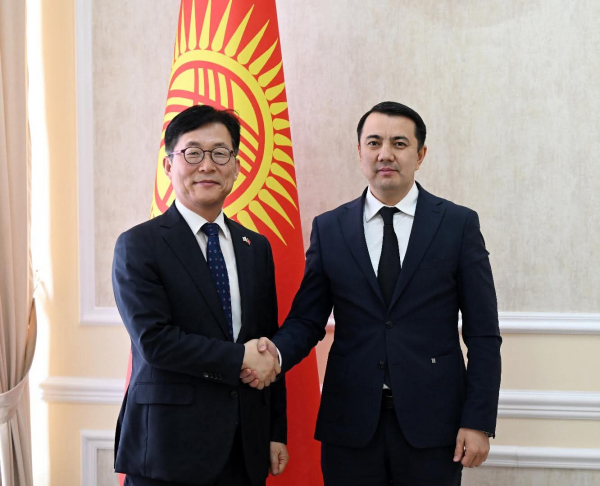 Марлен Маматалиев Корея Республикасынын элчиси Ким Квангджени кабыл алды