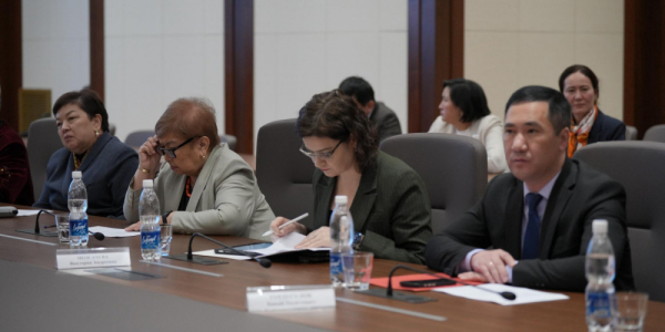 Президенттин Администрациясында майыптыгы бар адамдардын иштери боюнча кеңешинин жыйыны өттү