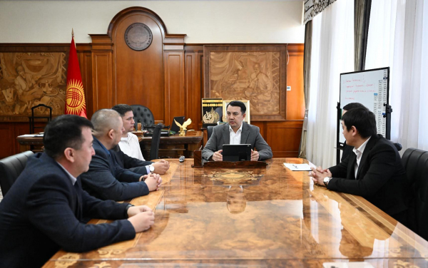 Марлен Маматалиев айрым кайрымдуулук фонддордун өкүлдөрүн кабыл алды