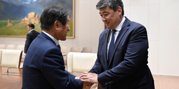 Төрөбаев Япония-Кыргызстан экономикалык кызматташтык ассоциациясынын Төрагасы Тарутоко Шинджи менен кызматташуунун келечегин талкуулады