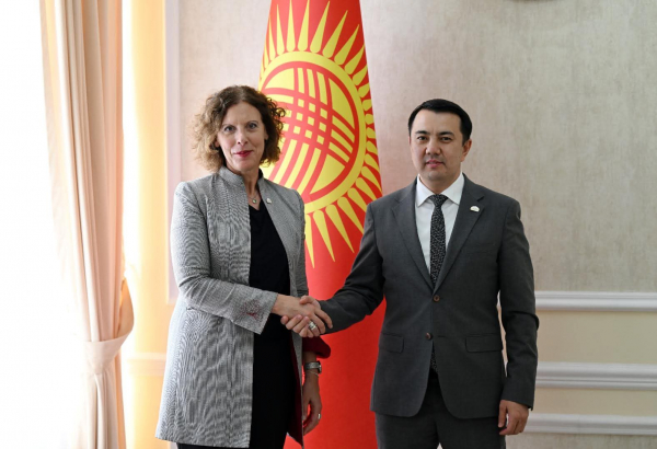 Марлен Маматалиев БУУнун Кыргызстандагы туруктуу координатору Антье Гравени кабыл алды