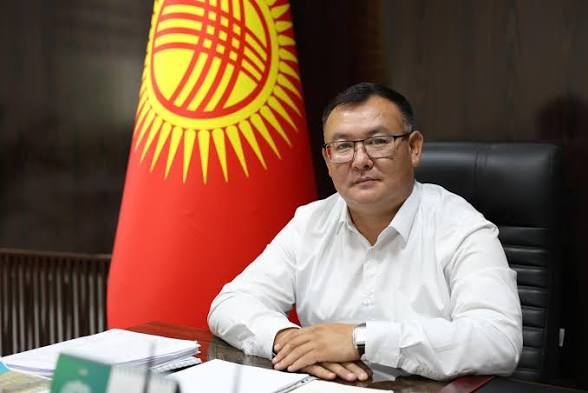 Таш-Көмүр шаарынын мэри кызматынан бошотулду