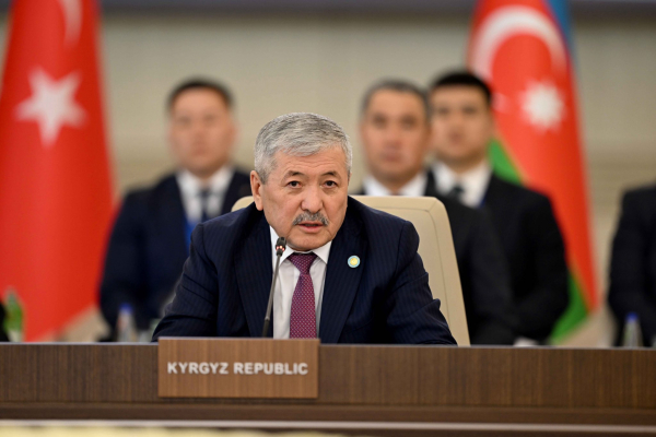 Адылбек Касымалиев иш сапары менен Вашингтонго барды