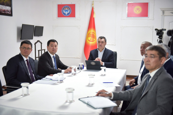 Президент Чоң-Алайдын өнүктүрүү пландары менен таанышты