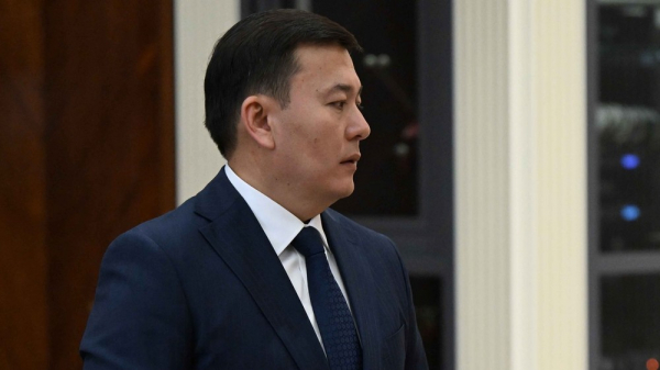 Президент кол койду. Улан Маматканов минкаб төрагасынын орун басары болуп дайындалды