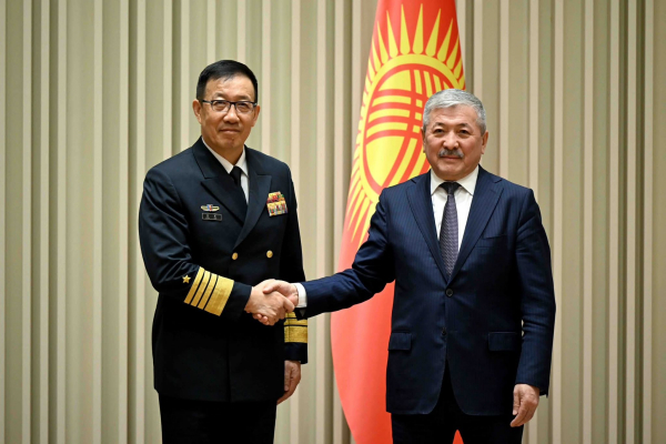 Касымалиев Кытайдын Коргоо министри Дун Цзюнь менен жолукту