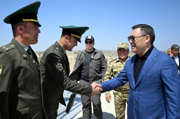 Президент ознакомился с проектом международного торгово-экономического парка «Достук» в Баткенской области
