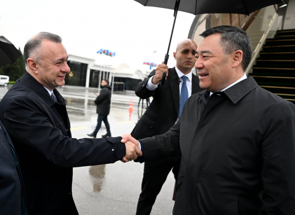 Президент Садыр Жапаров Азербайжанга барды